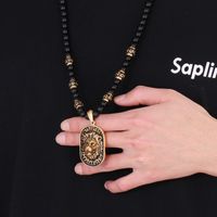 Hip-Hop Lion Stainless Steel Agate Beaded 18K Gold Plated Men'S Pendant Necklace main image 3