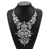 Exaggerated Luxurious Geometric Alloy Inlay Artificial Crystal Rhinestones Women's Necklace main image 3