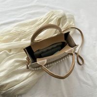 Women's Pu Leather Straw Letter Flower Elegant Vacation Pearls Square Open Shoulder Bag Handbag Crossbody Bag main image 4