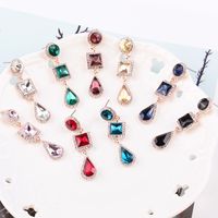 1 Pair Simple Style Shiny Round Square Water Droplets Inlay Alloy Crystal Rhinestones Drop Earrings main image 4