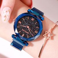 Casual Luxurious Round Butterfly Double Snap Quartz Women's Watches sku image 3