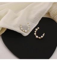 Simple Style U Shape Alloy Inlay Artificial Pearls Women's Ear Studs main image 5