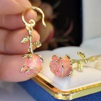 Ins Style Romantic Rose Metal Plating Gold Plated Women's Ear Hook main image 4