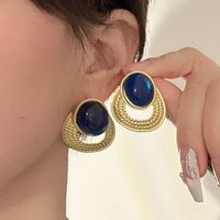 Vintage Style Oval Alloy Inlay Glass Bead Women's Ear Studs main image 4