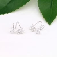 1 Pair Retro Sweet Flower Sterling Silver Plating Inlay Zircon White Gold Plated Gold Plated Ear Clips main image 2
