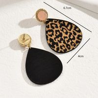 1 Pair Vintage Style Lady Vacation Leopard Printing Wood Zinc Alloy Drop Earrings main image 2