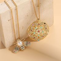 304 Stainless Steel Copper Lady Irregular Plating Inlay Insect Artificial Pearls Zircon Pendant Necklace main image 5