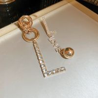 Estilo Simple Letra Metal Embutido Diamantes De Imitación Mujeres Pendientes De Gota sku image 3