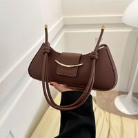 Femmes Moyen Toutes Les Saisons Faux Cuir De Base Sac Sous Les Bras main image 5