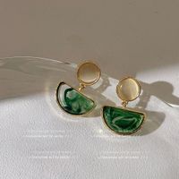 Elegant Retro Semicircle Round Alloy Inlay Resin Women's Drop Earrings sku image 1