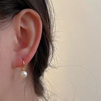 1 Pair Baroque Style Round Freshwater Pearl Copper Gold Plated Earrings main image 3