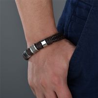 Punk Simple Style Solid Color Stainless Steel Pu Leather Plating Magnetic Silver Plated Men's Wristband main image 6