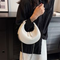 Women's Small Pu Leather Solid Color Basic Dumpling Shape Zipper Shoulder Bag main image 5