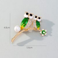 Elegante Pájaro Aleación Embutido Perlas Artificiales Diamantes De Imitación Mujeres Broches 1 Pieza main image 3