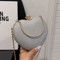 Women's Medium Pu Leather Solid Color Streetwear Heart-shaped Lock Clasp Crossbody Bag main image 2