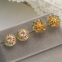 1 Pair Retro Commute Heart Shape Flower Copper Plating Inlay Zircon 18k Gold Plated Ear Studs main image 2