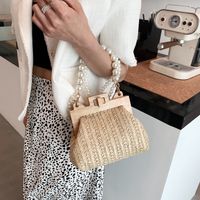 Women's Small Straw Solid Color Streetwear Pearls Lock Clasp Straw Bag main image 4