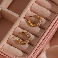 1 Pair Modern Style C Shape Plating Inlay Stainless Steel Rhinestones Pearl 18k Gold Plated Ear Studs main image 3