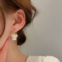 Elegant Flower Imitation Pearl Alloy Inlay Rhinestones Women's Drop Earrings main image 5