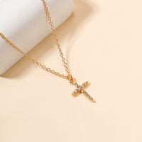 Ins Style Simple Style Cross Alloy Plating Inlay Zircon 18k Gold Plated Women's Pendant Necklace main image 4