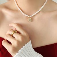 Elegant Luxurious Butterfly Freshwater Pearl Titanium Steel Plating Inlay Shell 18k Gold Plated Necklace main image 6