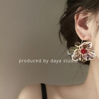 Elegant Lady Flower Arylic Alloy Women's Earrings main image 2