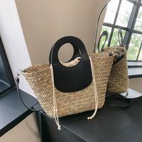 Women's Large Summer Straw Color Block Streetwear Round String Handbag main image 2