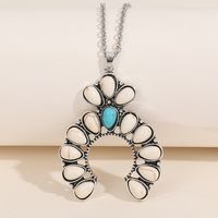 Retro Semicircle Water Droplets Alloy Inlay Turquoise Women's Pendant Necklace main image 4