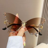 Elegant Modern Style Butterfly Pc Butterfly Frame Diamond Frameless Women's Sunglasses sku image 7