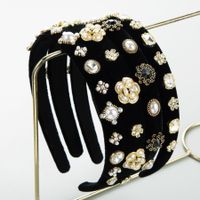 Elegant Luxuriös Blütenblatt Flanell Inlay Künstliche Perlen Strasssteine Haarband main image 1