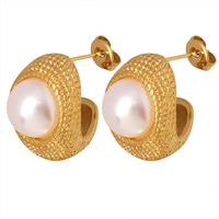1 Pair Elegant Baroque Style C Shape Plating Inlay Titanium Steel Artificial Pearls 18k Gold Plated Ear Studs main image 7
