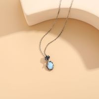 Vintage Style Leaf Moon Water Droplets Alloy Enamel Inlay Natural Stone Women's Pendant Necklace main image 5