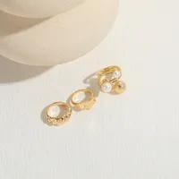 Elegante Lujoso Estilo Clásico Geométrico Estrella Cobre Enchapado Embutido Perlas Artificiales Chapado En Oro De 14 Quilates. Anillo Abierto main image 5