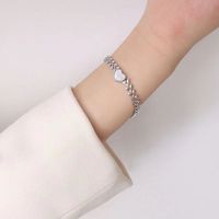 Glam Sexy Round Heart Shape Titanium Steel Plating 18k Gold Plated Silver Plated Bracelets main image 3