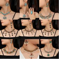 Élégant Style Vintage Luxueux Géométrique Fleur Gemme Turquoise Alliage De Gros Des Boucles D'oreilles Collier main image 11