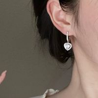 Elegant Luxurious Korean Style Heart Shape Alloy Hollow Out Inlay Zircon Women's Ear Studs main image 3