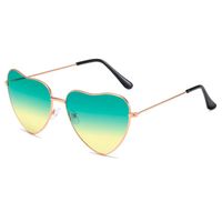 Sweet Simple Style Color Block Gradient Color Ac Heart Shape Full Frame Women's Sunglasses sku image 3