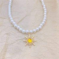 Elegant Sun Artificial Pearl Alloy Beaded Plating Inlay Artificial Gemstones Women's Pendant Necklace sku image 2