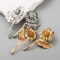 Exaggerated Artistic Flower Alloy Plating Gold Plated Silver Plated Women's Ear Studs main image 1