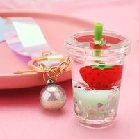 Creative Floating Strawberry Milk Tea Cup Keychain Gros Nihaojewelry sku image 1