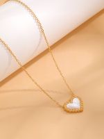 304 Stainless Steel 18K Gold Plated Retro Classic Style Enamel Plating Star Heart Shape Flower Resin Shell Necklace main image 8