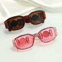 Retro Streetwear Solid Color Ac Oval Frame Diamond Full Frame Women's Sunglasses main image 1