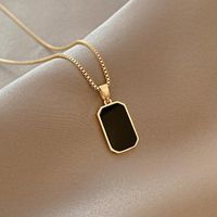 304 Stainless Steel Titanium Steel 18K Gold Plated Simple Style Plating Rectangle Acrylic Necklace main image 3