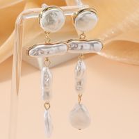 1 Pair Elegant Simple Style Irregular Inlay Alloy Freshwater Pearl Pearl Drop Earrings main image 4