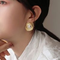 Koreanische Art Kreis Legierung Überzug Inlay Künstliche Perlen Frau Ohrstecker main image 4