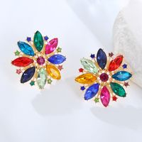 Lujoso Flor Aleación Embutido Diamantes De Imitación Chapado En Oro Mujeres Pendientes main image 4
