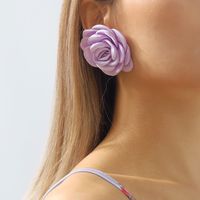 1 Pair Elegant Cute Vintage Style Flower Handmade Cloth Iron Fabric Ear Studs main image 4