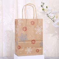 Weihnachten Mode Weihnachtsbaum Weihnachtssocken Schneeflocke Kraftpapier Täglich Geschenk Taschen 1 Stück sku image 3