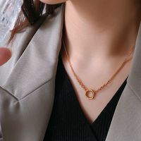 Vintage Style Simple Style Circle Titanium Steel Plating Hollow Out 18k Gold Plated Necklace main image 4