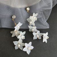 Sweet Flower Alloy Inlay Acrylic Artificial Pearls Rhinestones Women's Drop Earrings main image 6